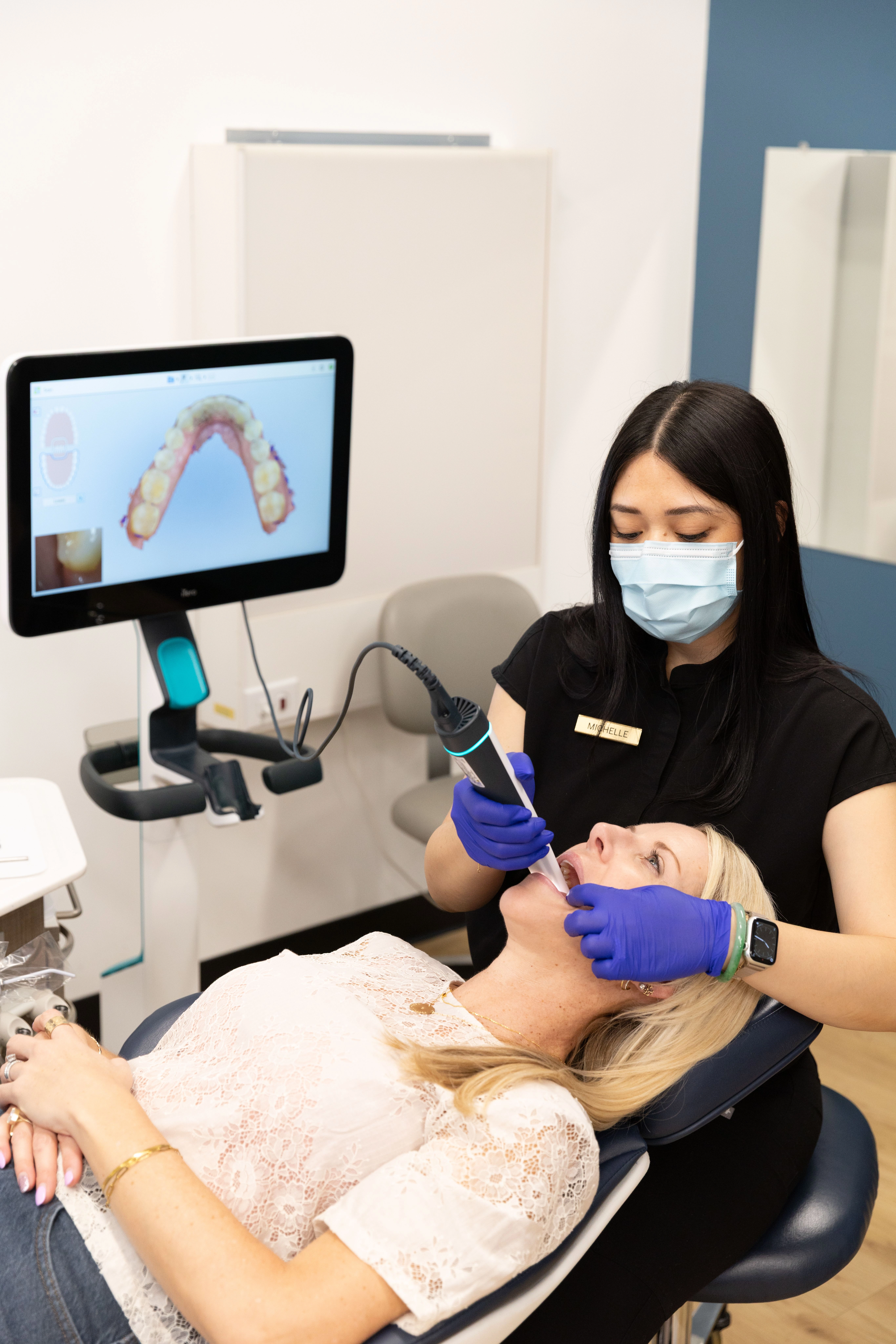 iTero Illumina 3D digital scanner in use